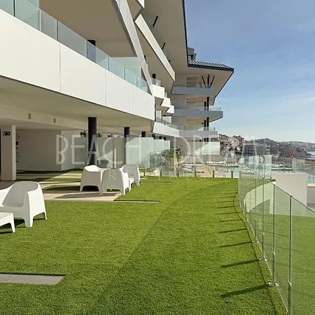 Panoramic Views, Pool And - Horizon