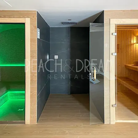 Panoramic Views, Pool And - Horizon Apartment *